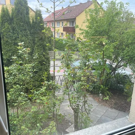 Sehr Schoene In 70839 In Deutschland Appartamento