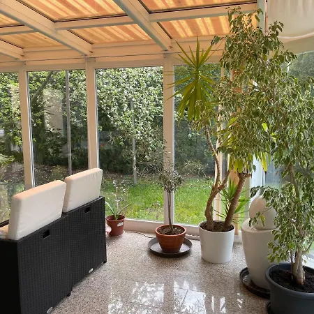 Sehr Schoene In 70839 In Deutschland *