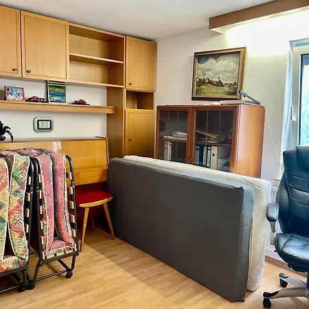 Sehr Schoene In 70839 In Deutschland Apartment *